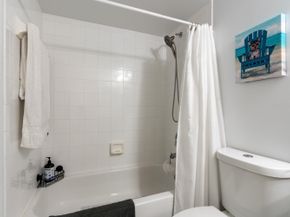 5031 Wiles Road 304, Coconut Creek FL 33073