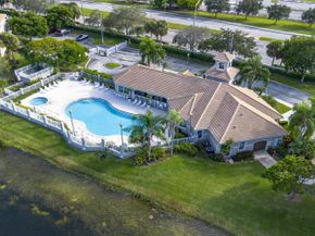 5031 Wiles Road 304, Coconut Creek FL 33073