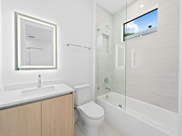 812 SE 12th Street 812, Fort Lauderdale FL 33316