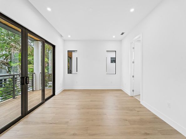 812 SE 12th Street 812, Fort Lauderdale FL 33316