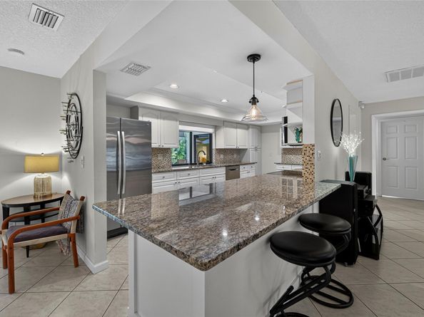 1823 Richard Ln, West Palm Beach FL 33406