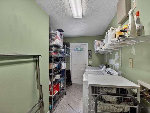 1823 Richard Ln, West Palm Beach FL 33406