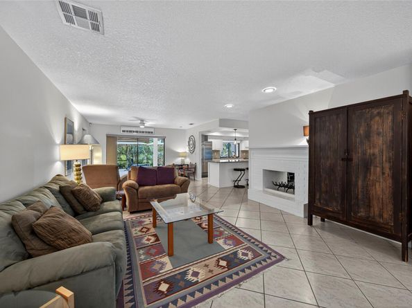 1823 Richard Ln, West Palm Beach FL 33406