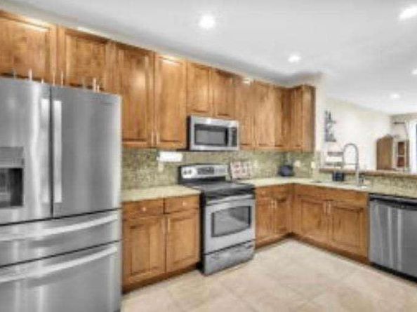 9761 Darlington Pl, Cooper City FL 33328