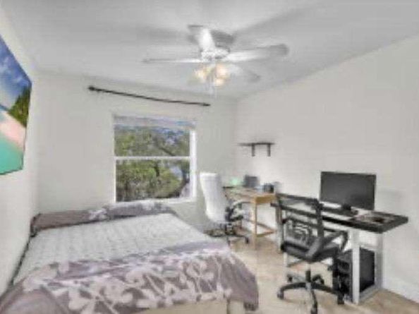 9761 Darlington Pl, Cooper City FL 33328