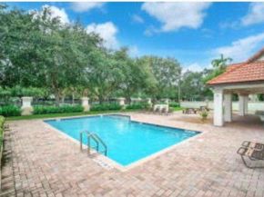 9761 Darlington Pl, Cooper City FL 33328