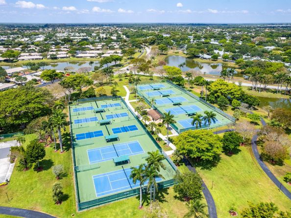 8054 Summerview Terrace, Boca Raton FL 33496