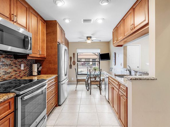 8054 Summerview Terrace, Boca Raton FL 33496