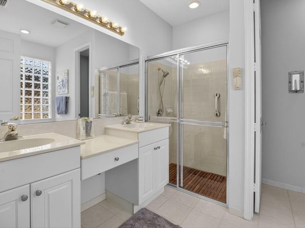 8074 Bellafiore Way, Boynton Beach FL 33472