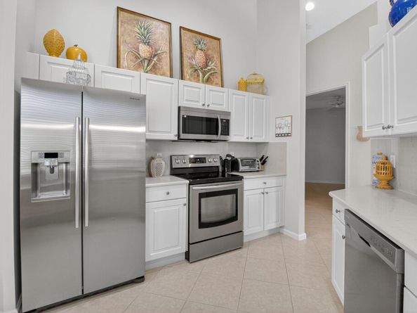 8074 Bellafiore Way, Boynton Beach FL 33472