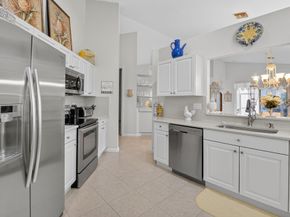 8074 Bellafiore Way, Boynton Beach FL 33472