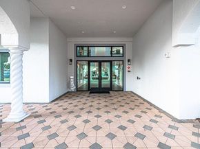 8074 Bellafiore Way, Boynton Beach FL 33472