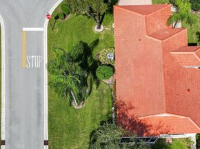 8074 Bellafiore Way, Boynton Beach FL 33472