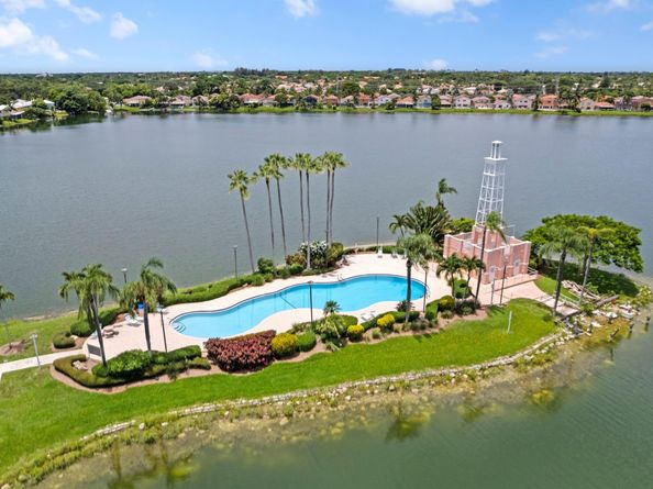 6458 Buena Vista Drive, Margate FL 33065