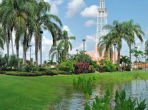 6458 Buena Vista Drive, Margate FL 33065