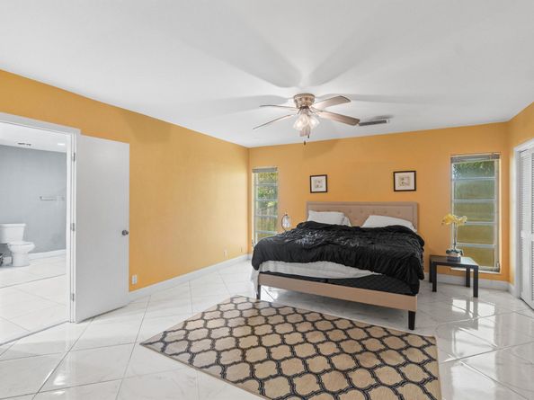 5104 White Oak Lane E, Tamarac FL 33319