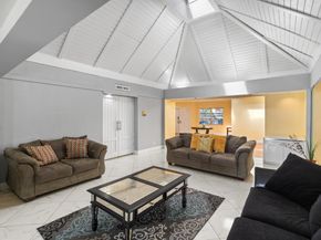 5104 White Oak Lane E, Tamarac FL 33319