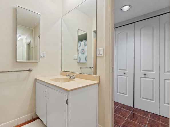 5104 White Oak Lane E, Tamarac FL 33319