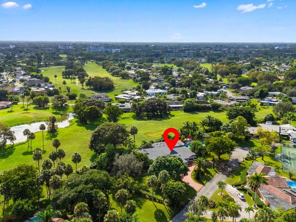 5104 White Oak Lane E, Tamarac FL 33319