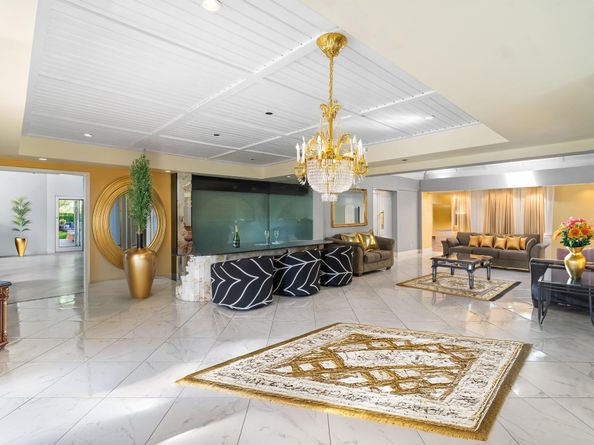 5104 White Oak Lane E, Tamarac FL 33319