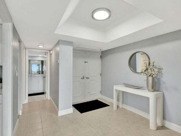 5550 N Ocean Drive 2b, Singer Island FL 33404