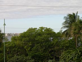 5550 N Ocean Drive 2b, Singer Island FL 33404