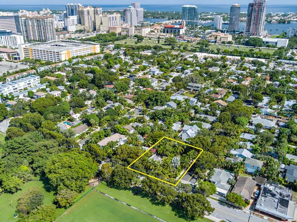 1412 Lake Avenue, West Palm Beach FL 33401