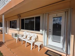 1030 SW 11th St 5m, Hallandale Beach FL 33009