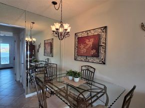 1030 SW 11th St 5m, Hallandale Beach FL 33009