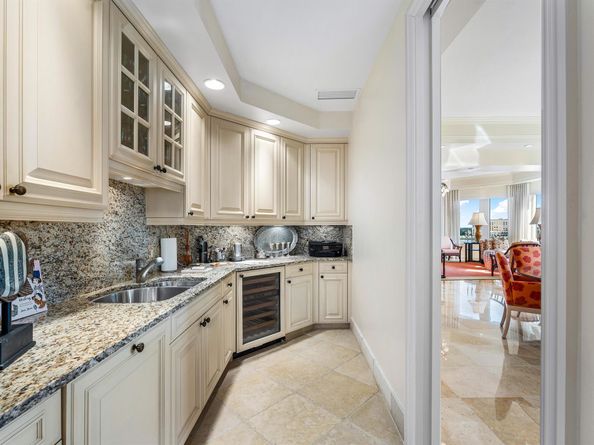 622 N Flagler Drive 604, West Palm Beach FL 33401