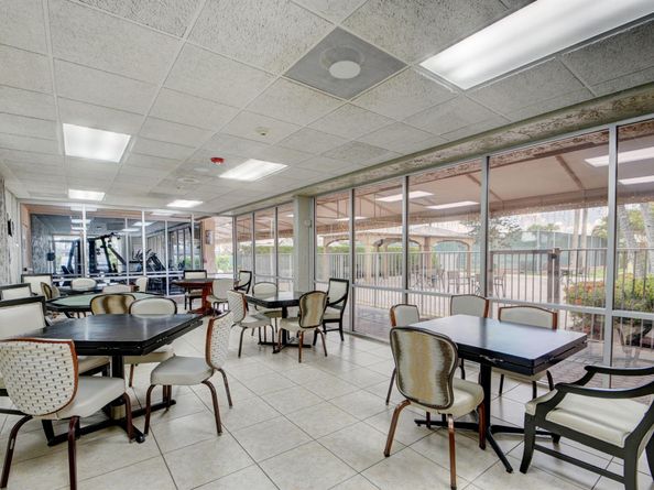 219 Lake Meryl Drive, West Palm Beach FL 33411