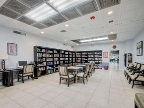 219 Lake Meryl Drive, West Palm Beach FL 33411