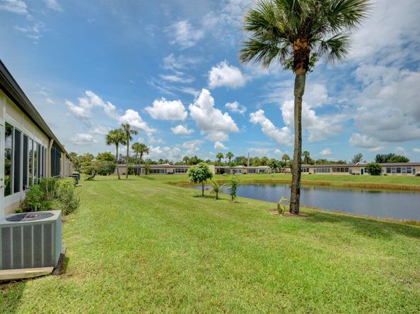 219 Lake Meryl Drive, West Palm Beach FL 33411