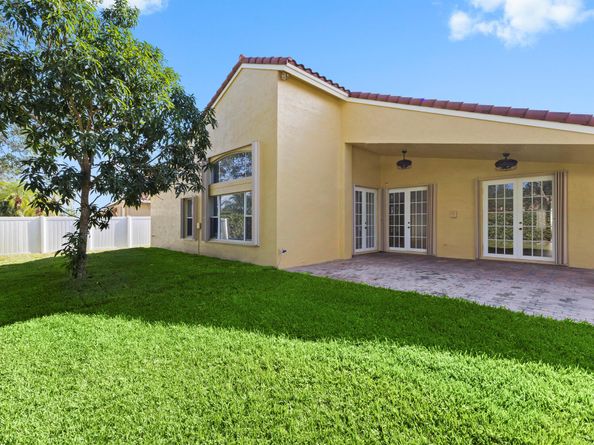 18921 SW 15th Street, Pembroke Pines FL 33029