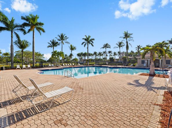 18921 SW 15th Street, Pembroke Pines FL 33029