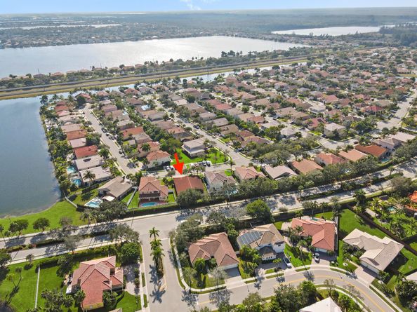 18921 SW 15th Street, Pembroke Pines FL 33029