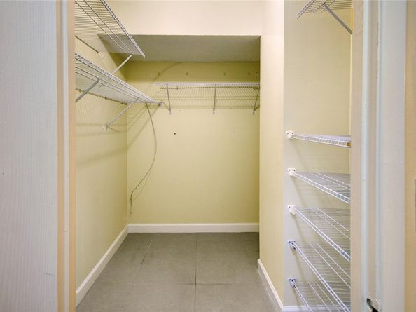 2500 Parkview Dr 1710, Hallandale Beach FL 33009