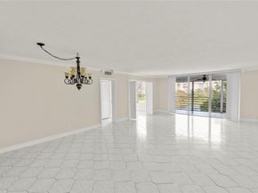 3900 Oaks Clubhouse Dr 507, Pompano Beach FL 33069