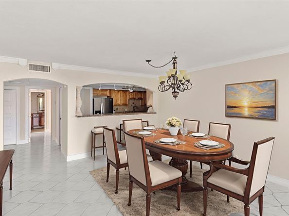 3900 Oaks Clubhouse Dr 507, Pompano Beach FL 33069