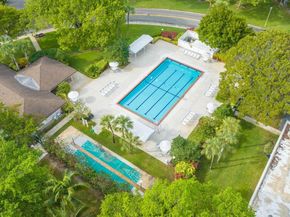 3900 Oaks Clubhouse Dr 507, Pompano Beach FL 33069