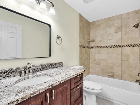 13400 NW 5th Ct, Plantation FL 33325