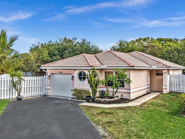 13400 NW 5th Ct, Plantation FL 33325