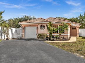 13400 NW 5th Ct, Plantation FL 33325