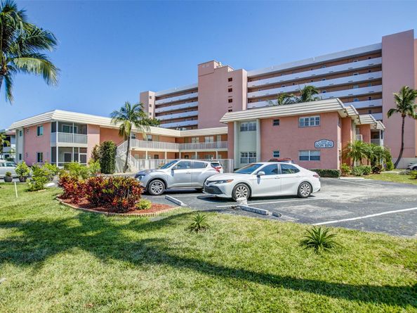 1450 N Riverside Dr 101, Pompano Beach FL 33062