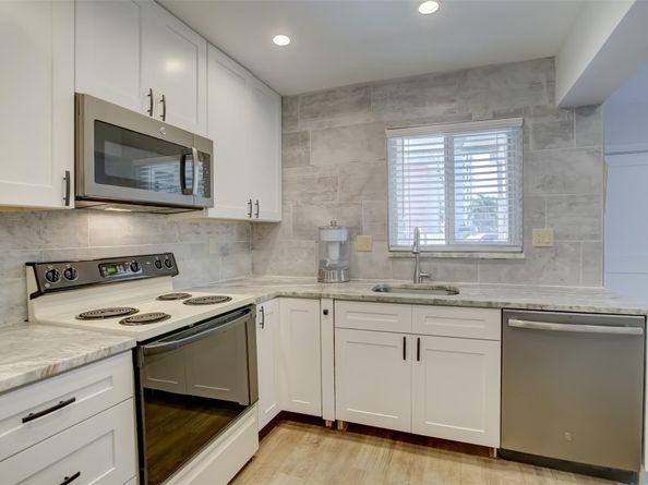 1450 N Riverside Dr 101, Pompano Beach FL 33062