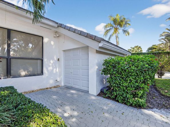 7567 Rexford Road, Boca Raton FL 33434