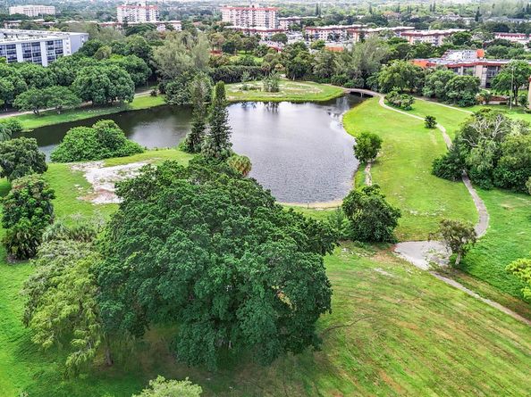 6080 NW 44th Street 408, Lauderhill FL 33319