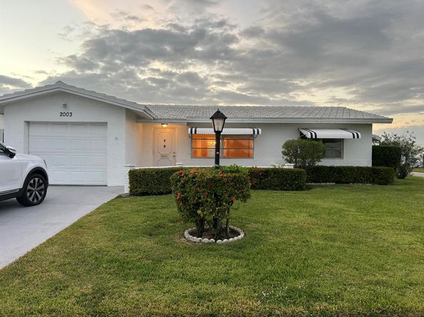 2003 SW 18th St Street, Boynton Beach FL 33426