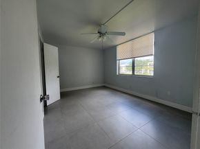 9235A Lagoon Pl 310, Davie FL 33324