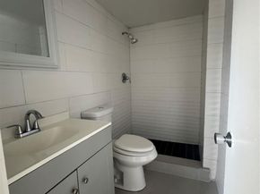 9235A Lagoon Pl 310, Davie FL 33324